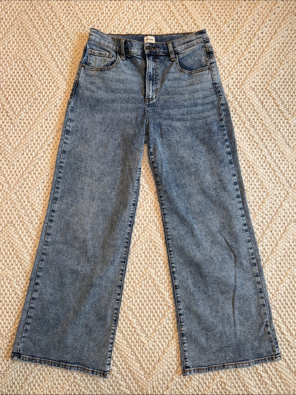 Sneak Peek High-Rise Wide Leg Jeans in Medium Wash Blue